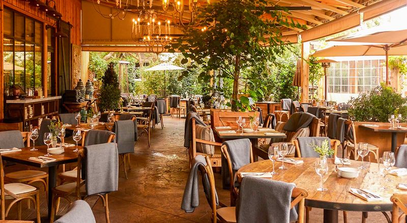 The Farmhouse Restaurant at Rogers Gardens - Corona del Mar