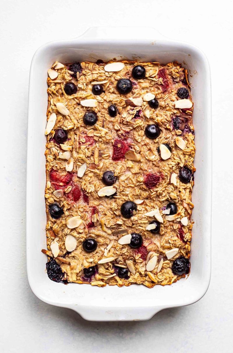 Baked Oatmeal (Berry Or Apple Cinnamon)