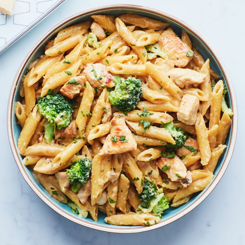 Whole-wheat pasta with veggies and chicken