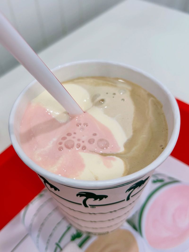 Black & White Shake / Neapolitan Shake