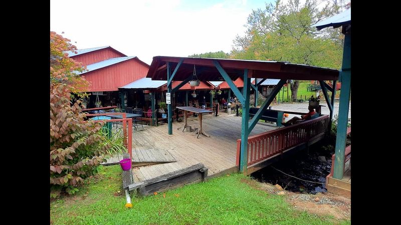 Shatley Springs Inn - Crumpler