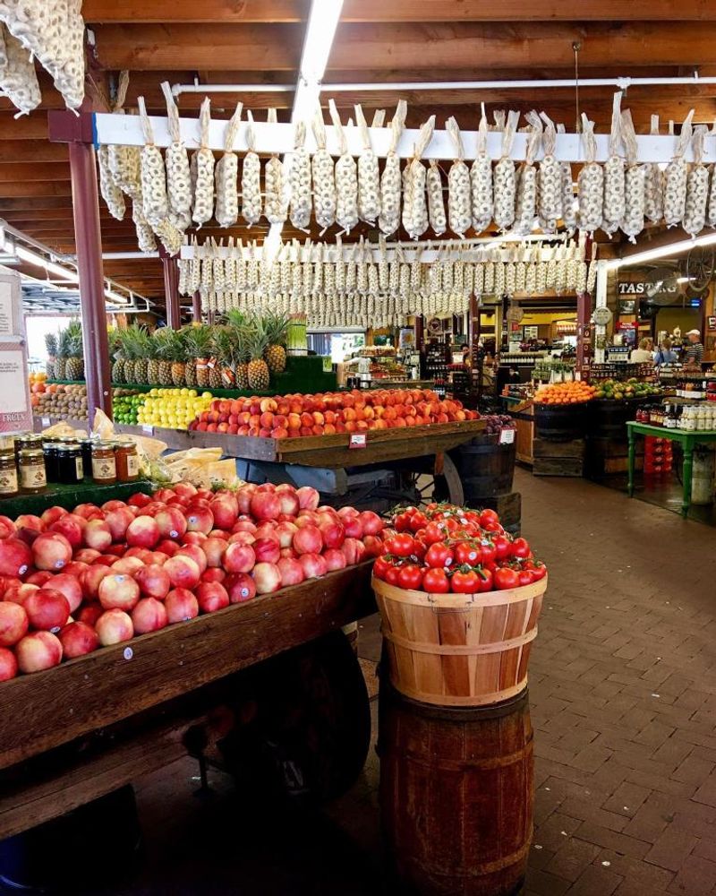 Casa de Fruta Restaurant (Hollister)