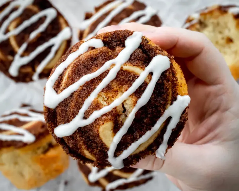 Cinnamon Roll Cupcakes