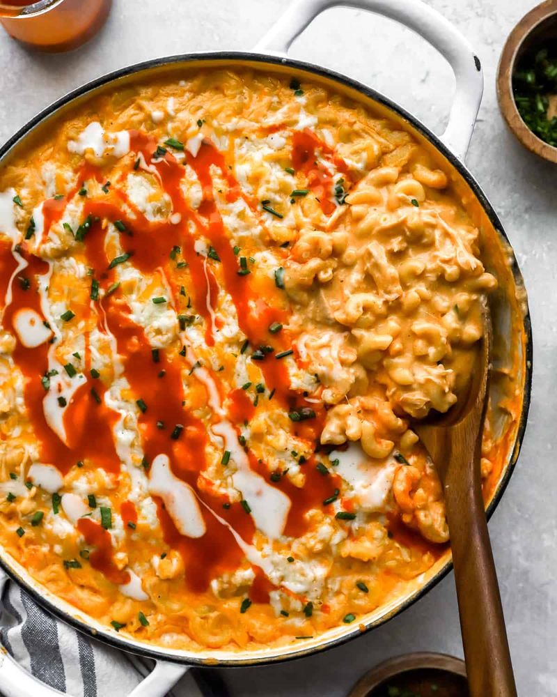 Buffalo Chicken Mac and Cheese Bake