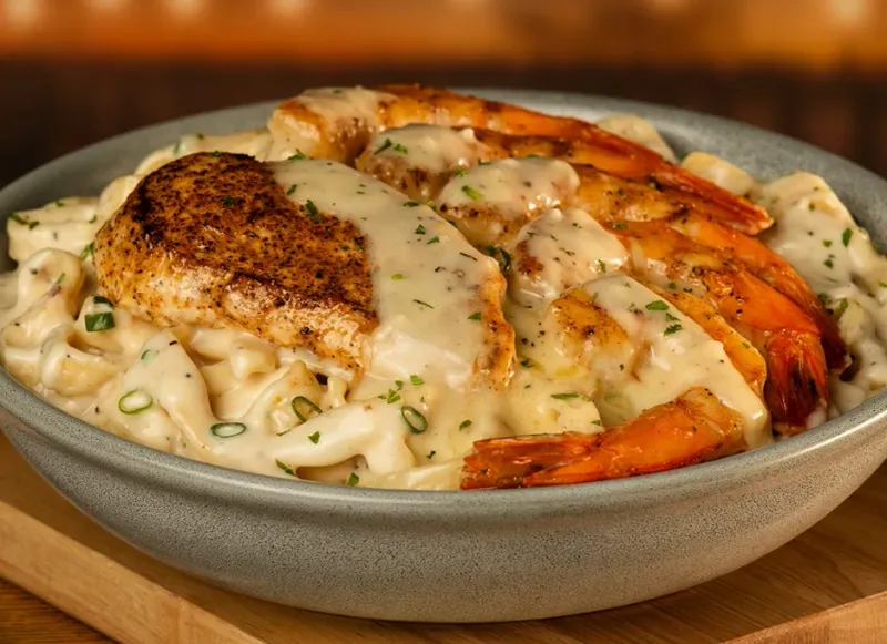 Queensland Chicken & Shrimp Pasta