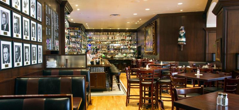The Saint Paul Grill at the Saint Paul Hotel (Minnesota)