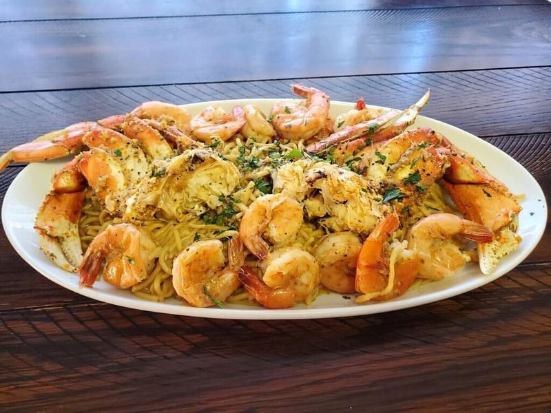 Garlic Noodles With Shrimp Or Crab