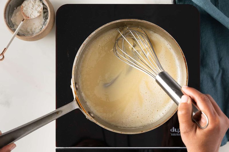 Using Cold Fat to Start a Roux