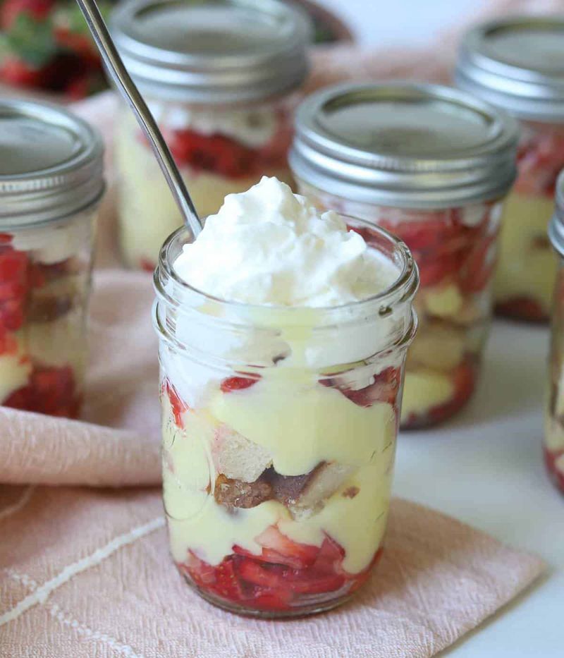 Strawberry Shortcake Bunny Jars