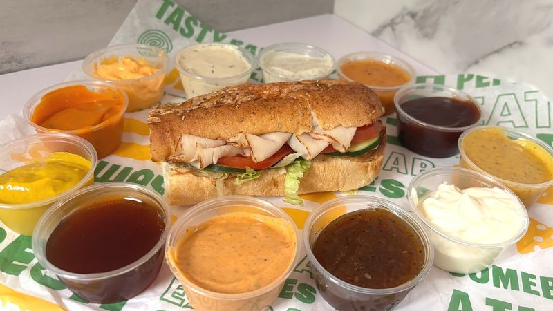 Adding cheese that clashes with sauce profile