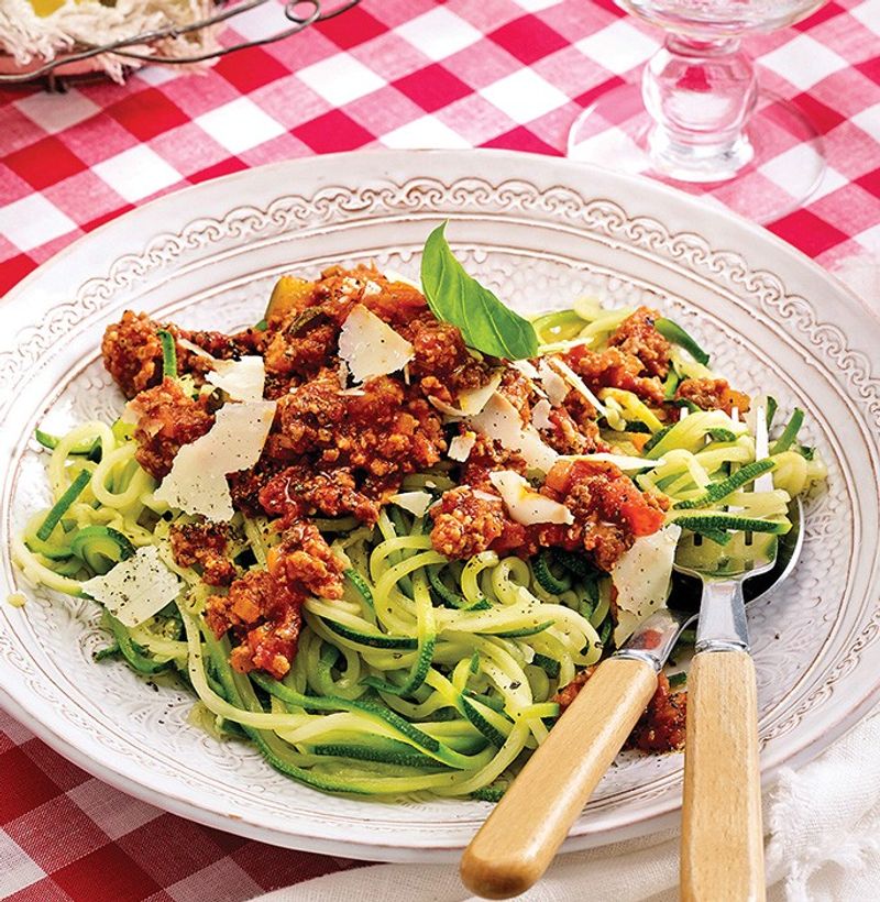 Zucchini Noodles with Turkey Meat Sauce