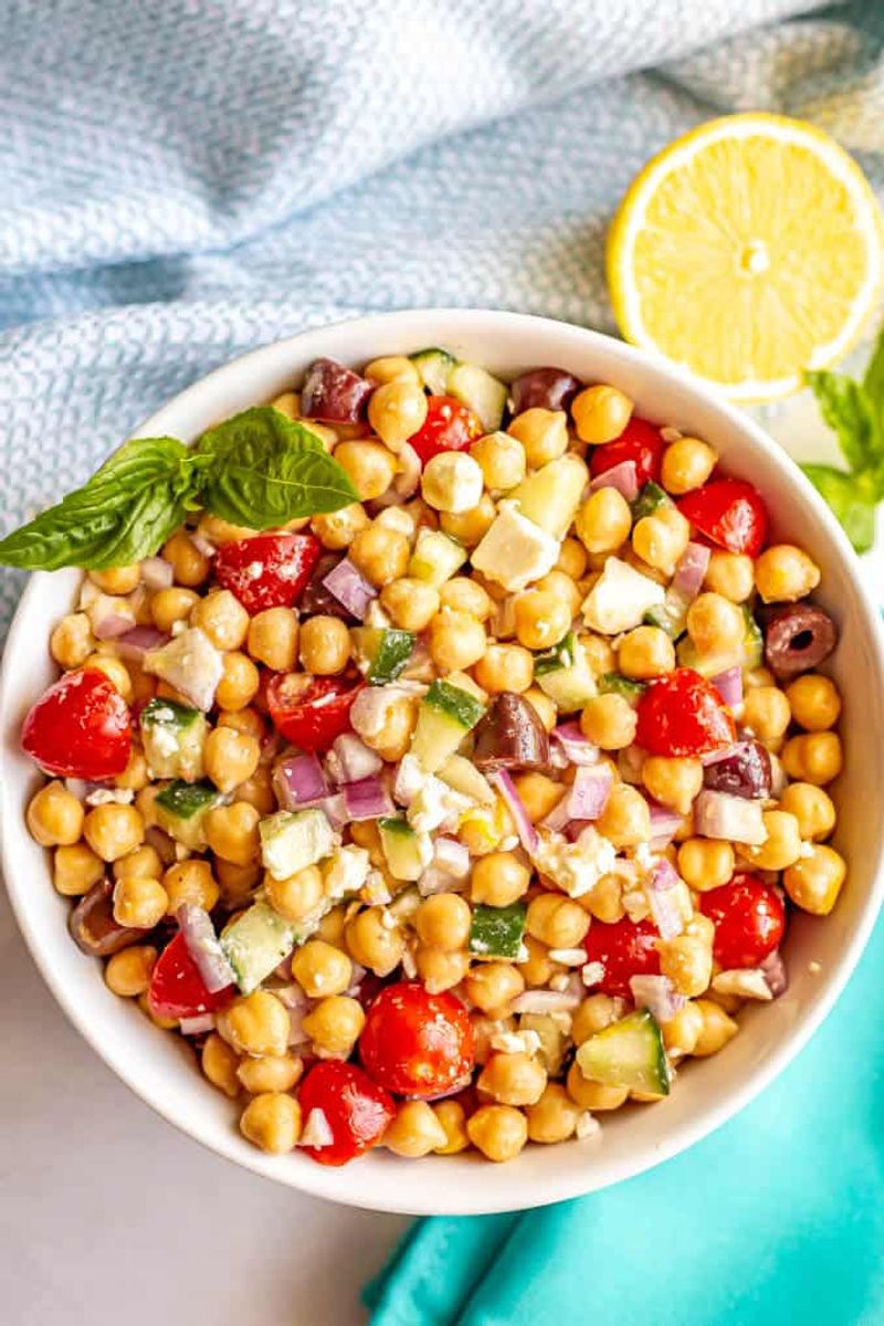 Mediterranean Chickpea Salad