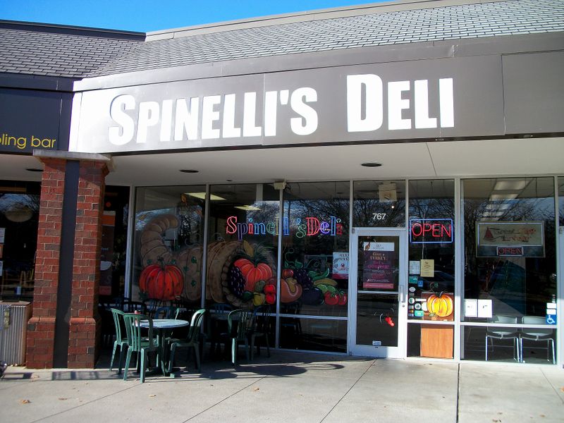 Spinelli’s Deli