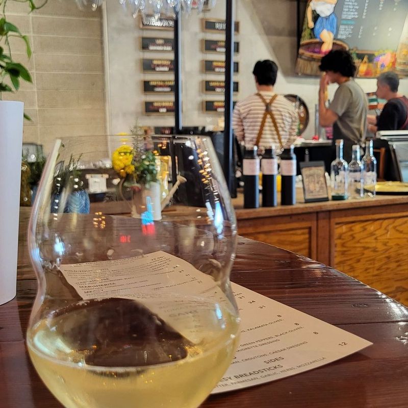 Garage 27, Silver Lake