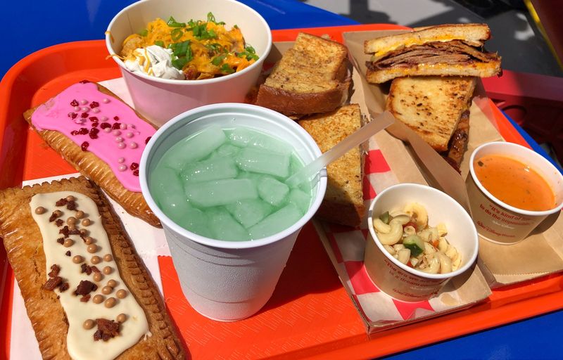 Woody's Lunch Box - Hollywood Studios