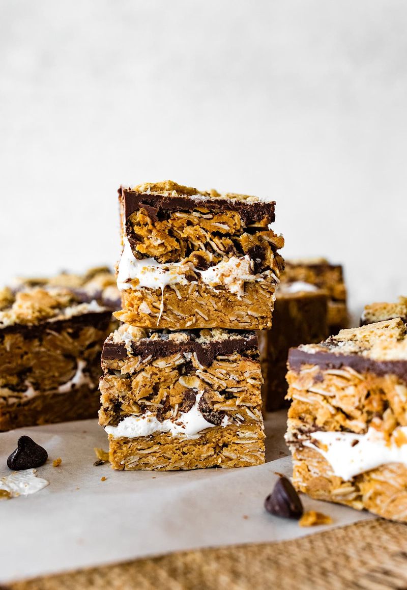 No-Bake Peanut Butter Bars With Fluff