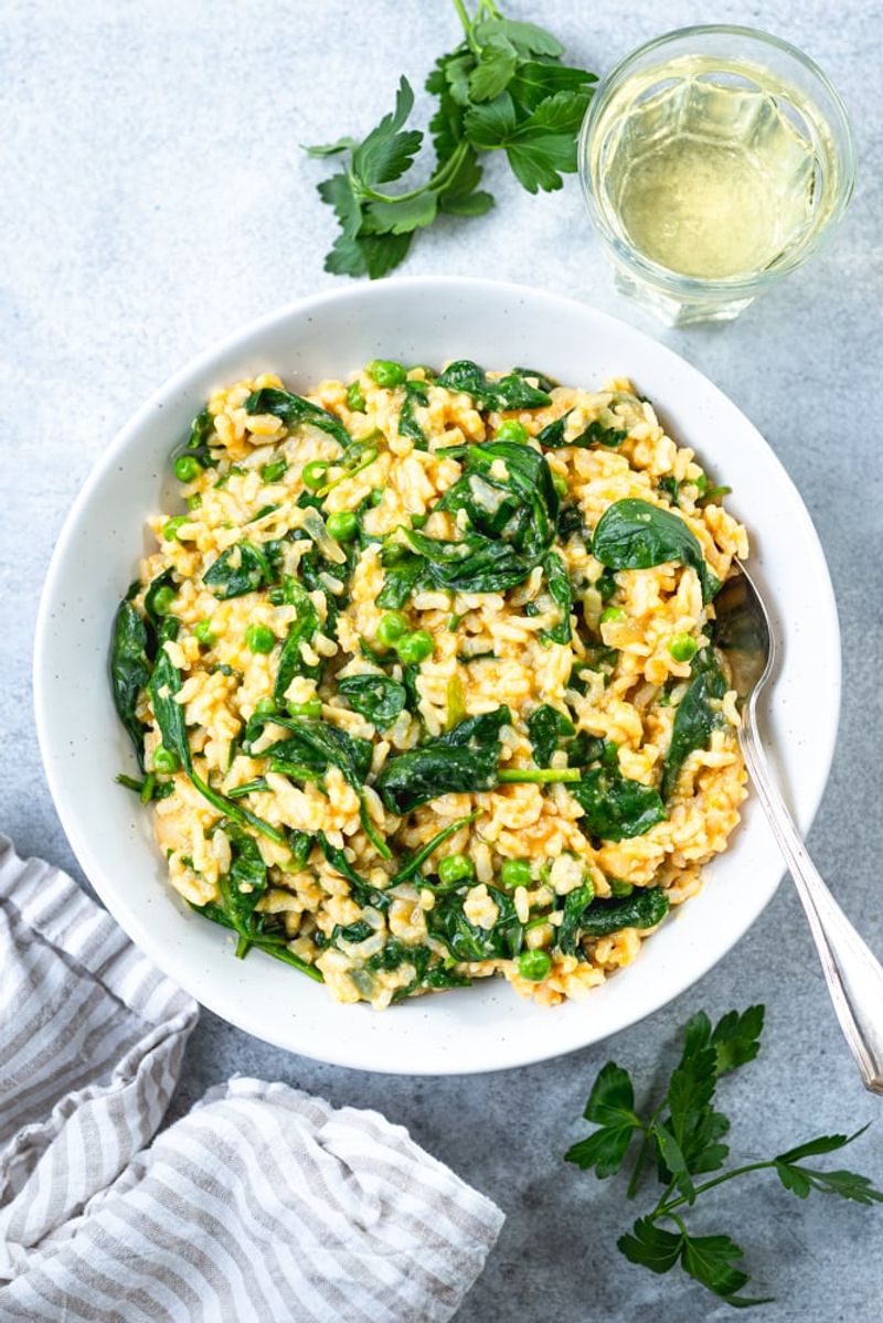 Mushroom and Spinach Risotto (No Dairy Needed)