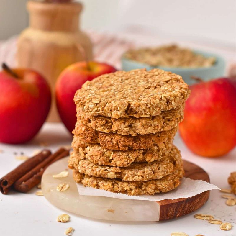Applesauce Oat Cinnamon Cookies