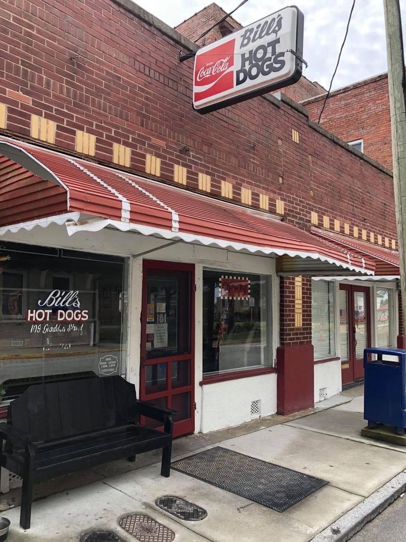 Bill's Hot Dogs (Sharon area)