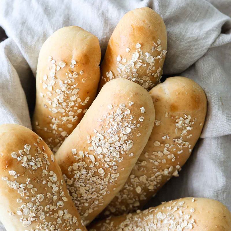 Oat-Based Whole Grain Buns