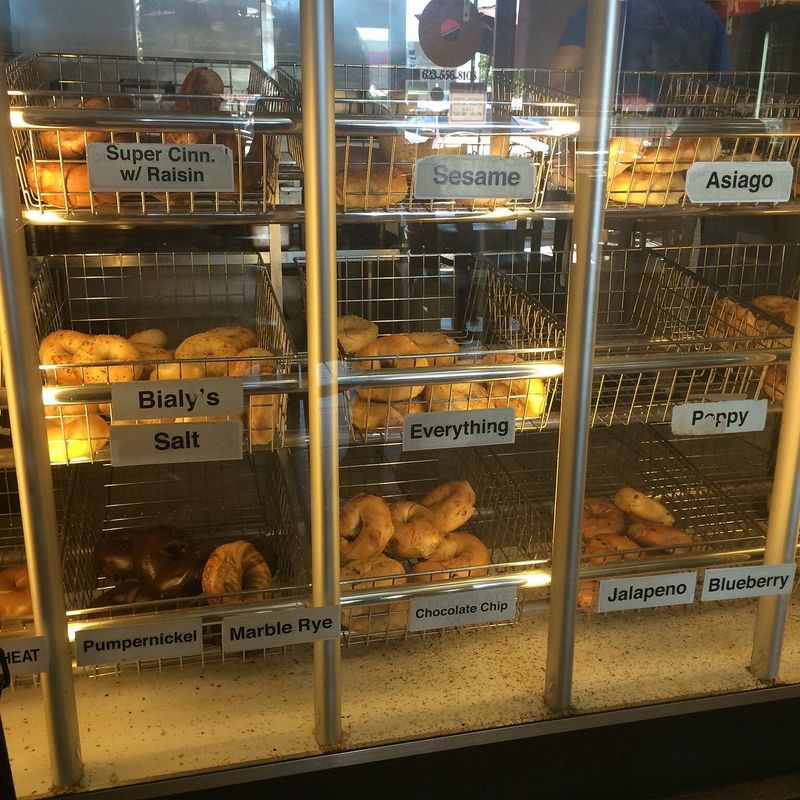 Hot Bagels & Deli (Arizona)