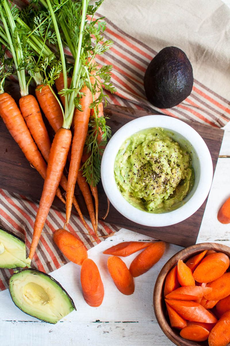 Baby Carrots With Guacamole