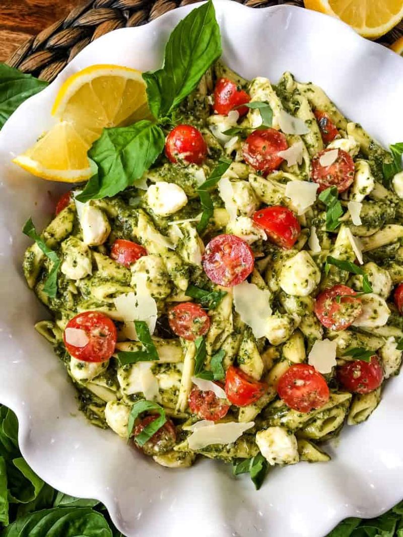 Caprese Pesto Pasta