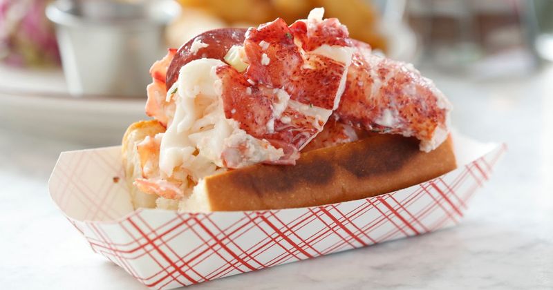 Luke’s Lobster Roll