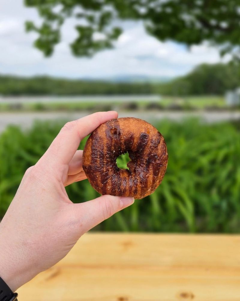 New Hampshire - Apple Cider Donuts