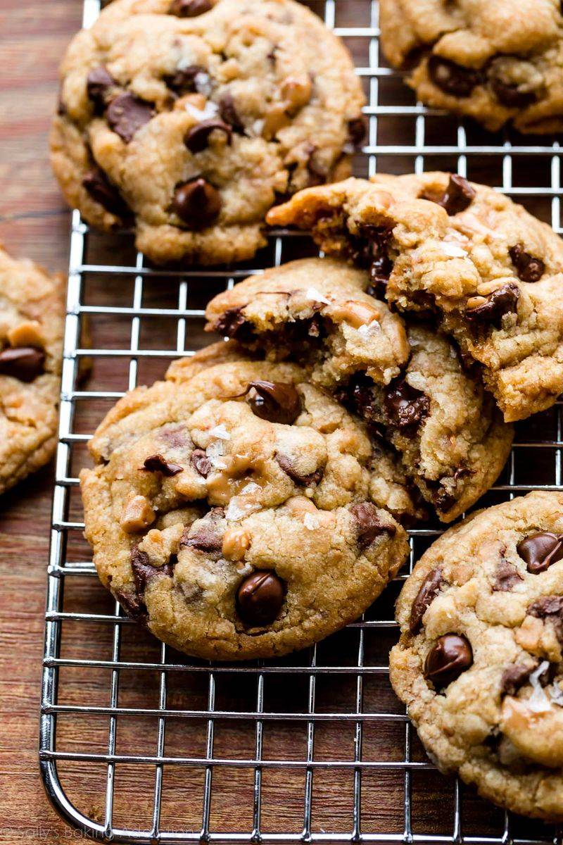 Brown Butter Dark Chocolate Chip Cookies