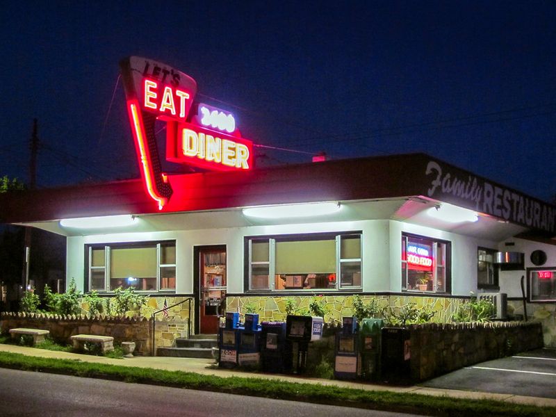 Twenty Four Hundred Diner – Fredericksburg