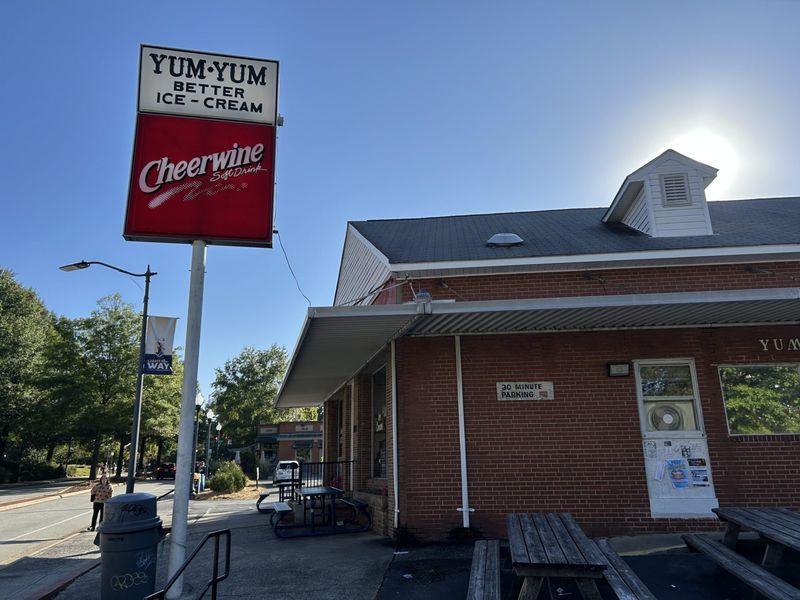 Yum Yum Better Ice Cream & Hot Dogs - Greensboro