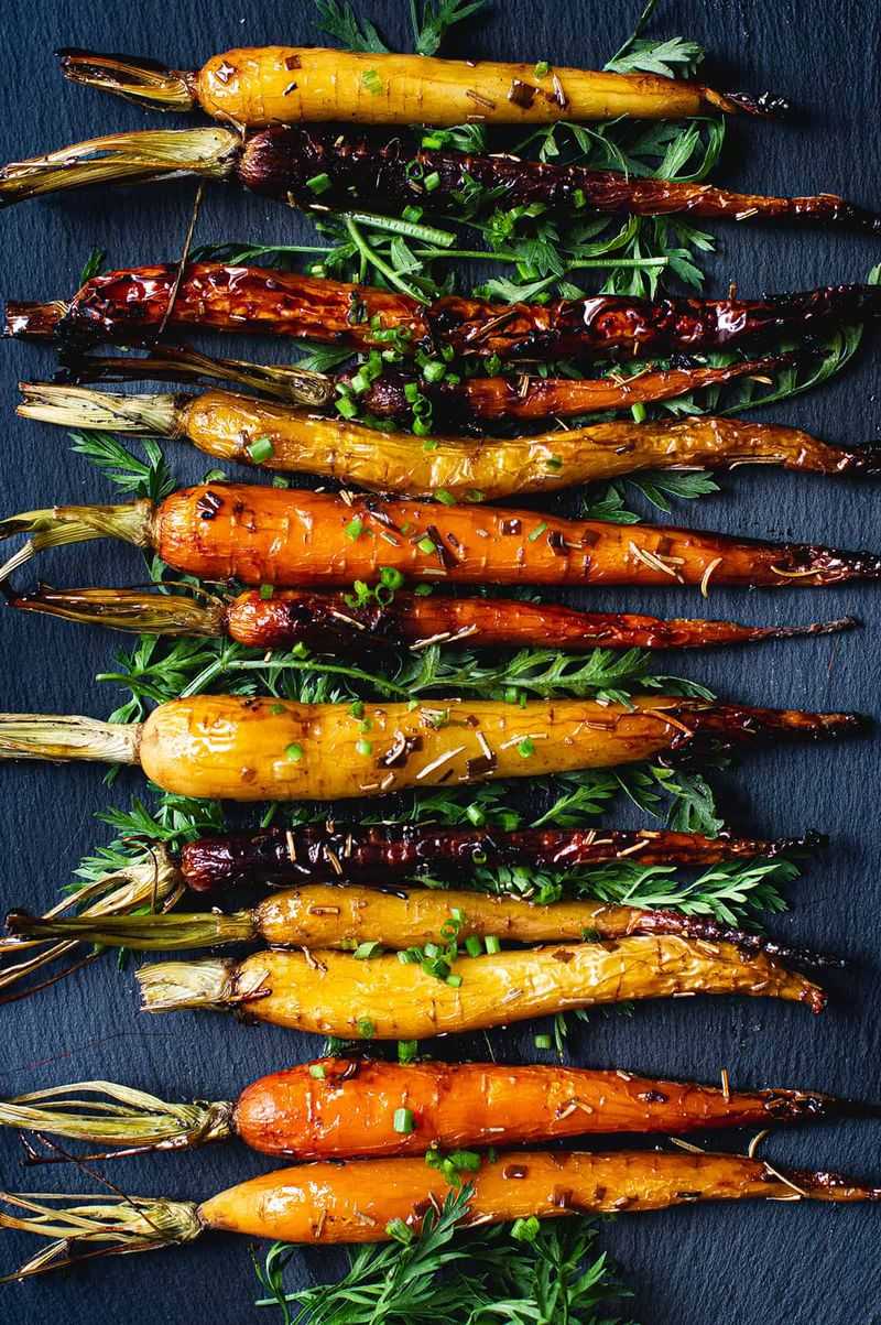 Simple balsamic roasted carrots