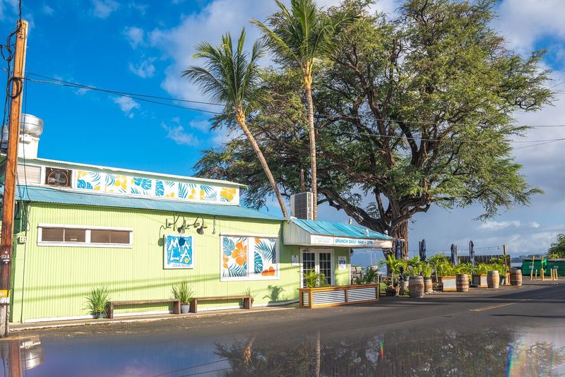 Māla Ocean Tavern