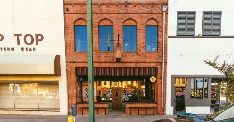 Papa's Pub & Pizzaria (Fort Smith)
