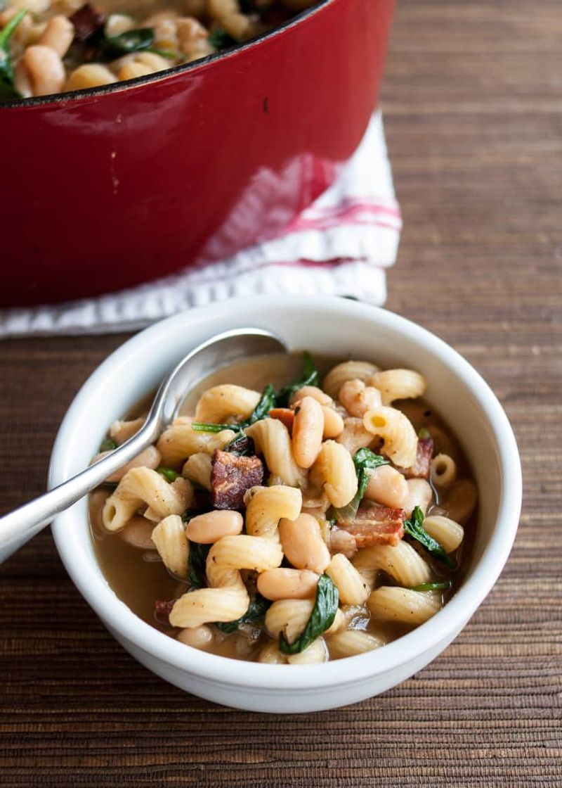 One-Pot Pasta e Fagioli-Style Pasta