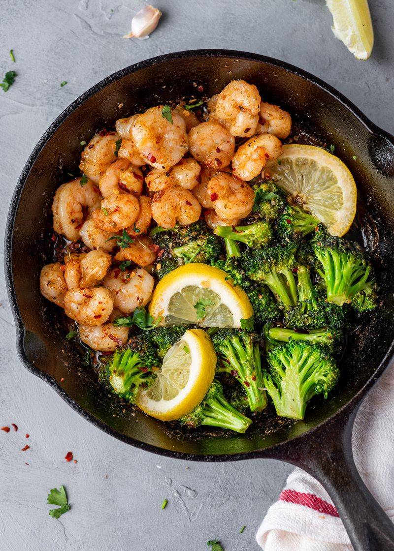 Cheddar Garlic Shrimp And Broccoli Bake