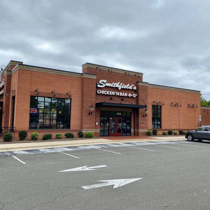 Smithfield's Chicken 'N Bar-B-Q