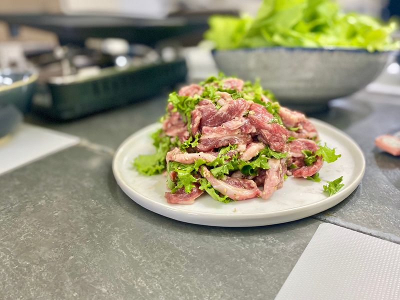 Jumulleok (cubed lightly marinated beef)