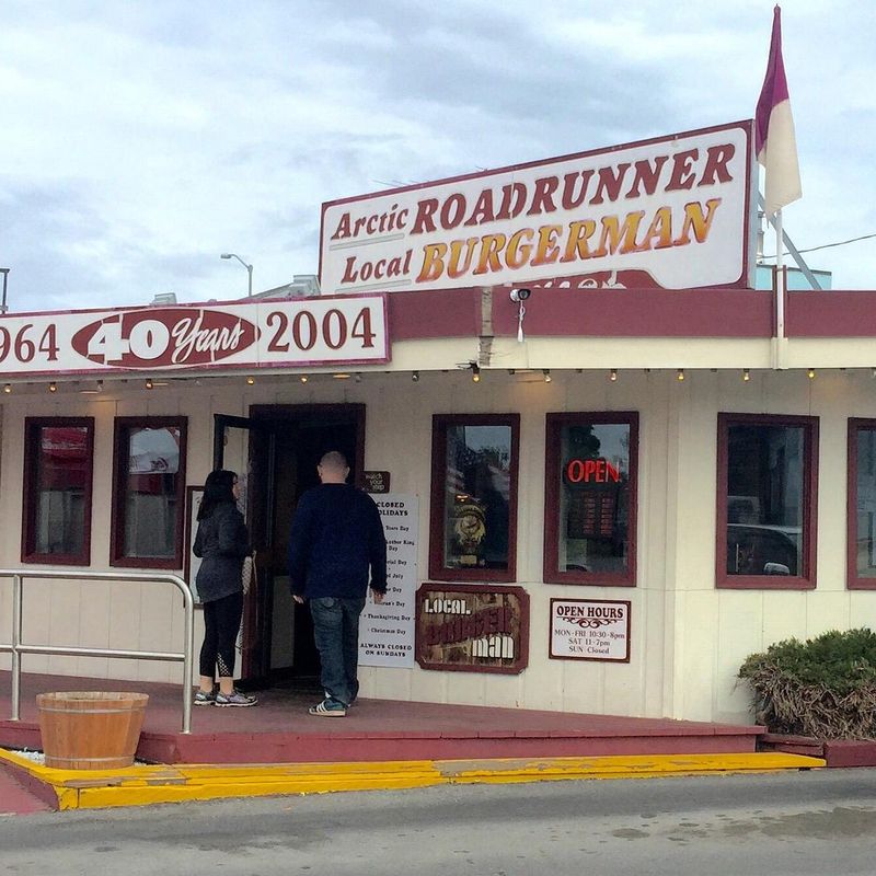 Alaska, Arctic Roadrunner, Anchorage