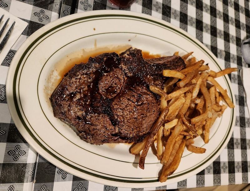 Doe’s Eat Place — Paducah, KY