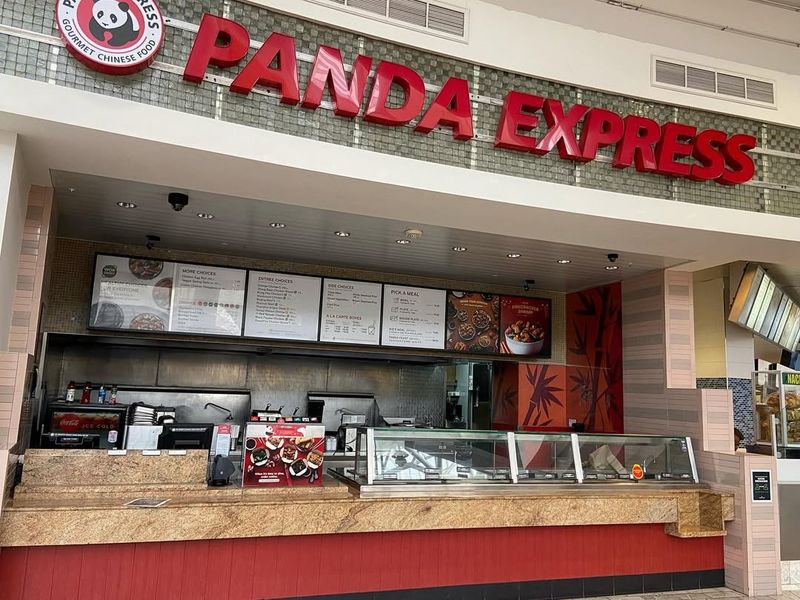 Panda Express (old food court stalls)