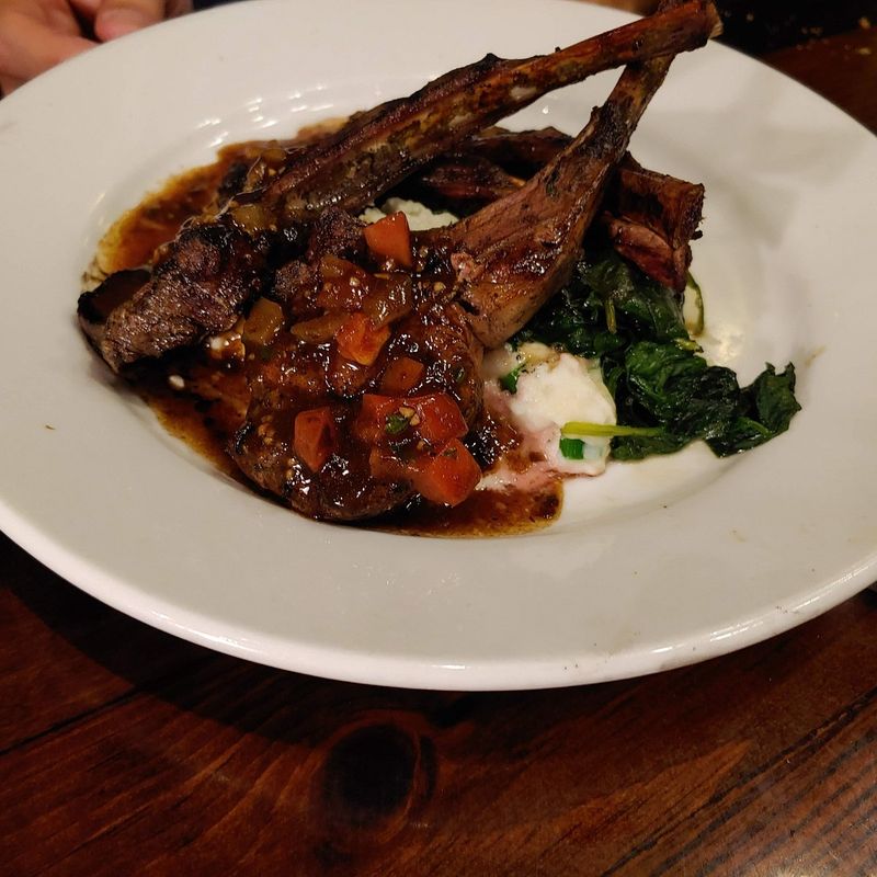 Open Range at The Outlaw Inn - Evanston