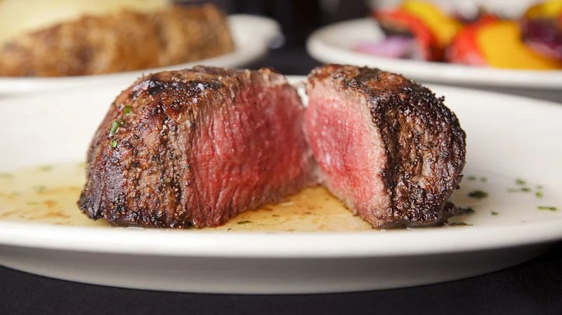LongHorn Steakhouse Flo’s Filet