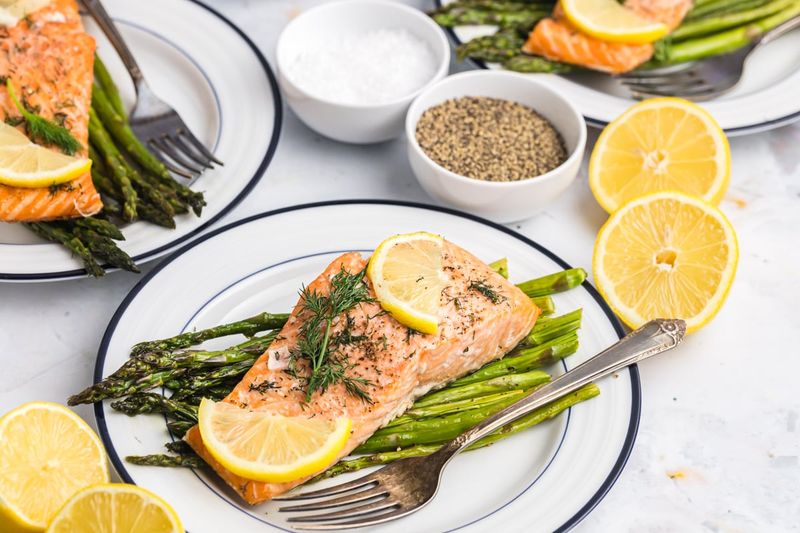 Lemon Dill Salmon with Veggies
