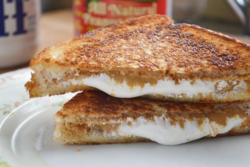 Fluffernutter Sandwich (Massachusetts)