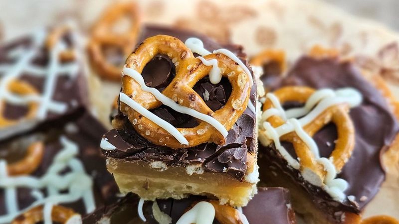 Salted Pretzel Peanut Bars