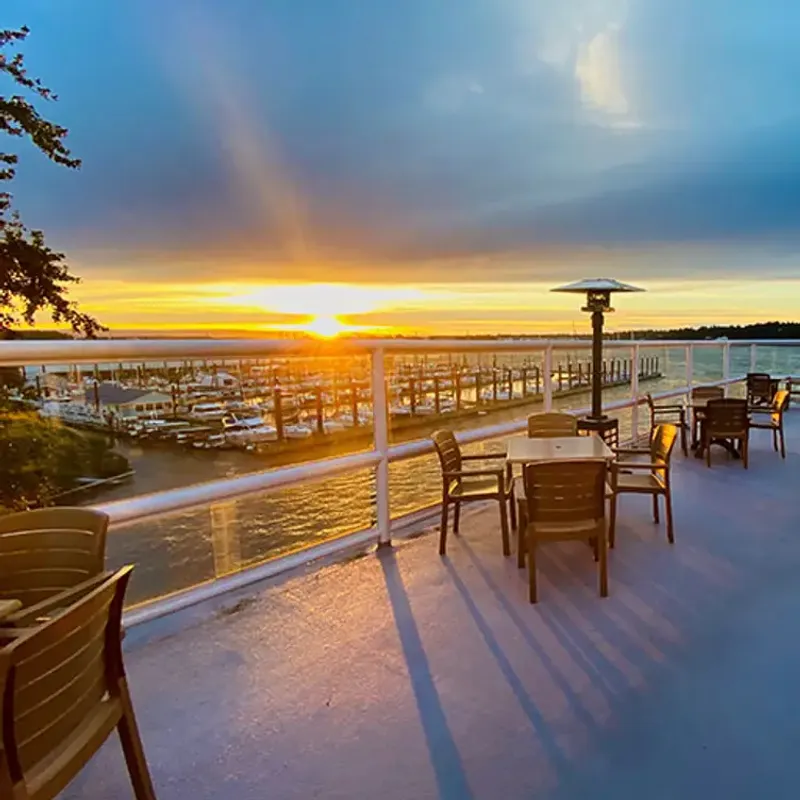 Salty’s on the Columbia (Portland, Oregon)