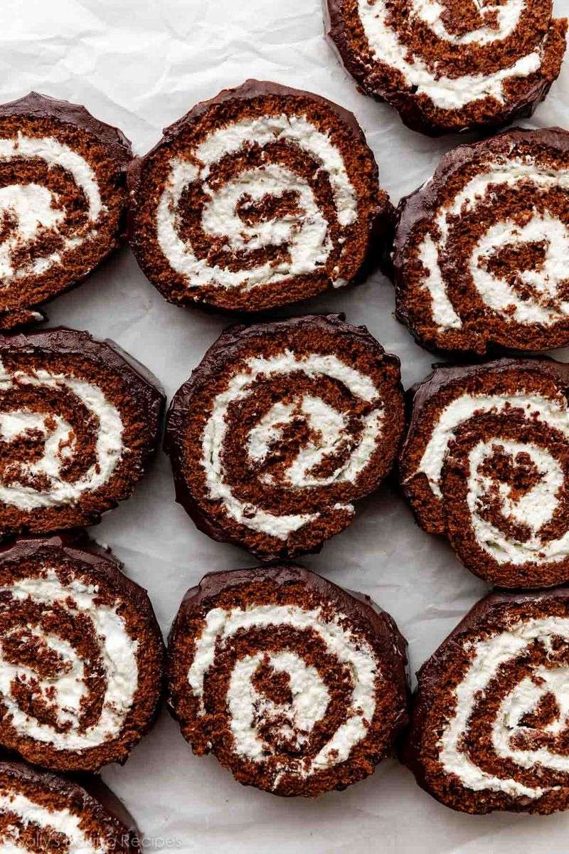 Swiss Roll With A Tight Spiral