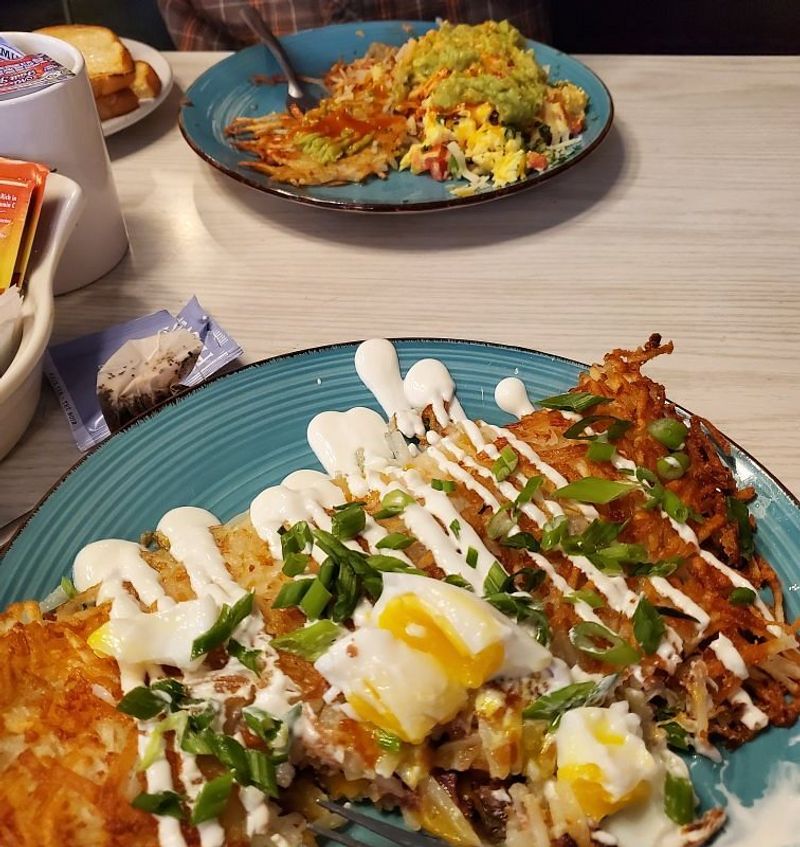 Food, Folks, and a Few Laughs
